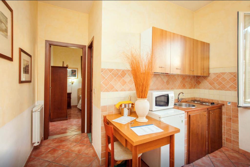 Residenza Camilla Hotel Rome Exterior photo